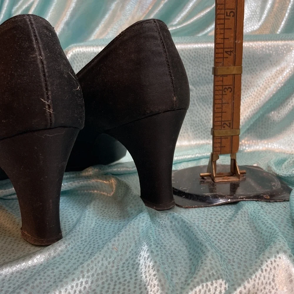 Vintage 1950’s Jacqueline heels. 7- 7.5. 10”‎ insole. Satin.  5